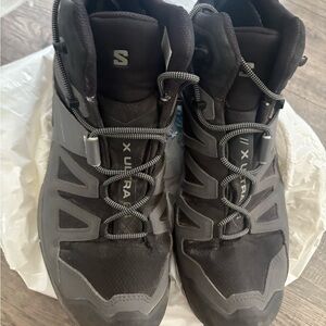 Salomon Black and Gray Men's Athletic Shoes